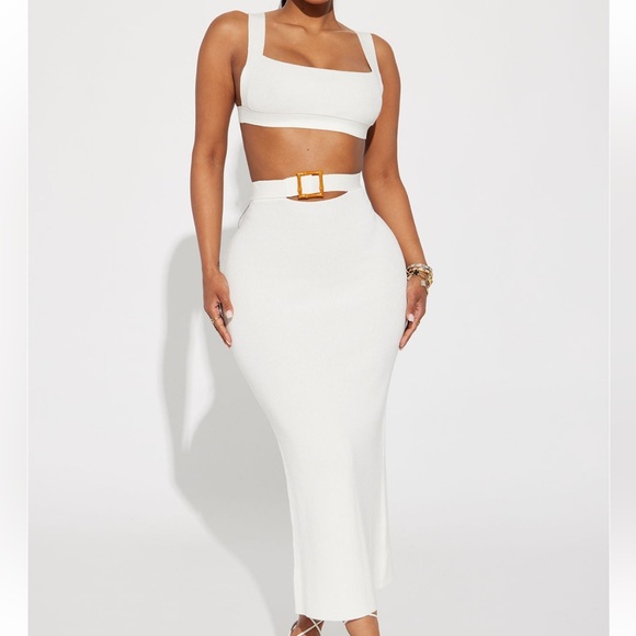 Fashion Nova White Leaving Now Maxi Sweater Skirt Set - Picture 5 of 15
